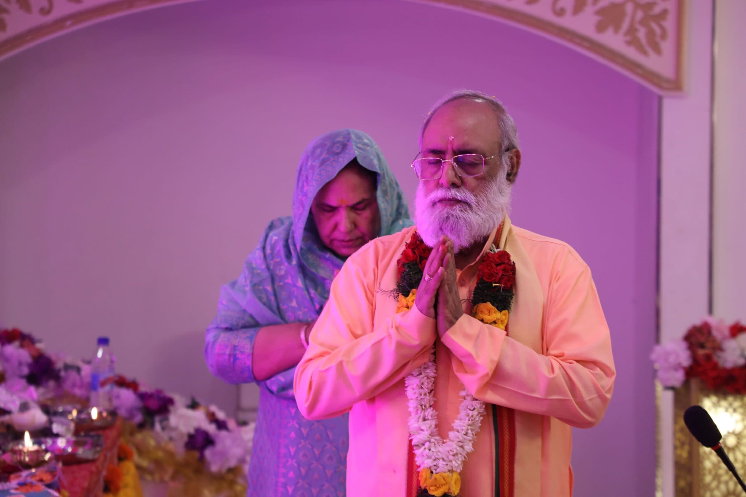 Gurudev Ji with Gurumaa Ji